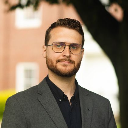 Daniel Stevens headshot