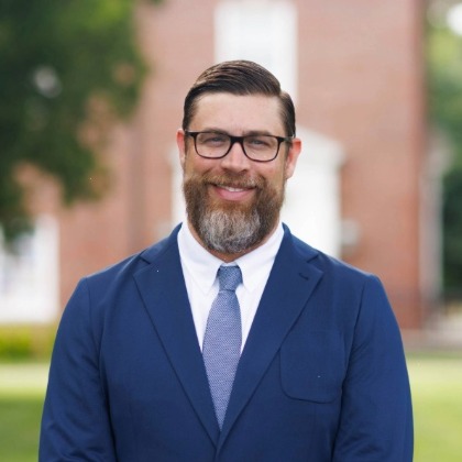 Ryan Lister headshot