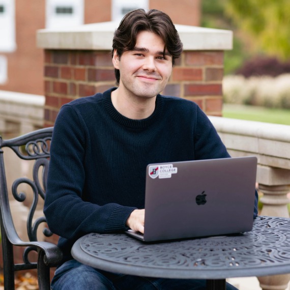 Boyce student using laptop