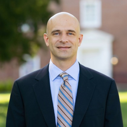 Zach Stanton headshot
