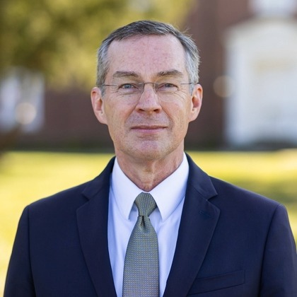 Gregory Wills headshot