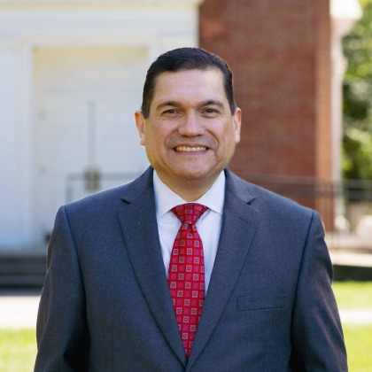 Jean Martinez headshot
